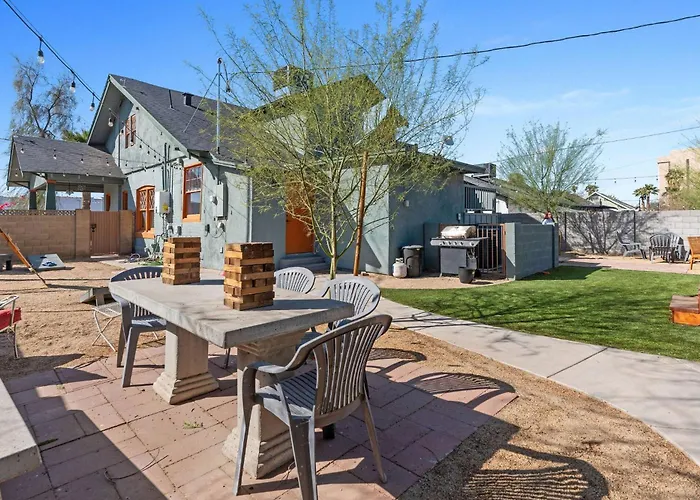 Unique*new*hot Tub Studio*mins To Dt & Phx Airport Phoenix